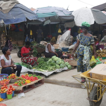 Le coût de la vie hors des projecteurs : survivre loin de Libreville