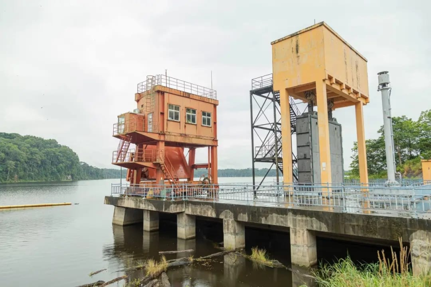 Haut-Ogooué: inspection des barrages hydroélectriques de Poubara