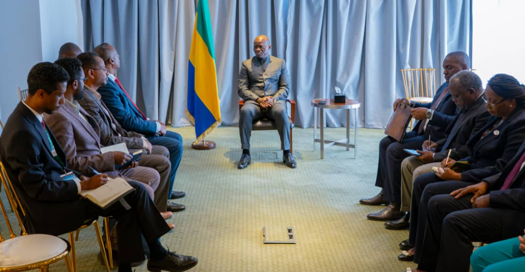 Le Chef de l’État reçoit une délégation d’hommes d’affaires éthiopiens