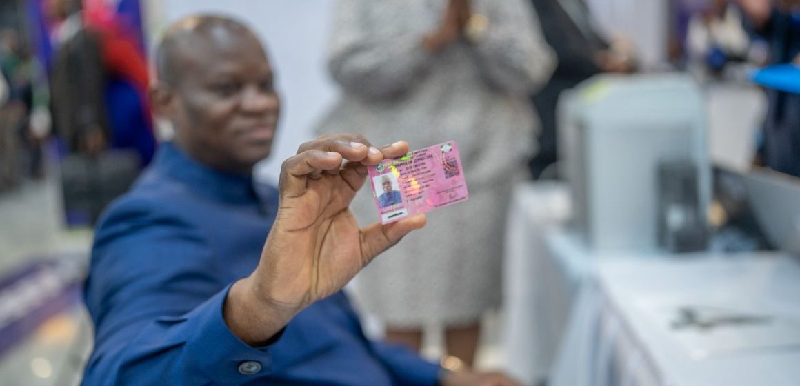 Digitalisation de l&rsquo;administration publique : lancement de l&rsquo;opération de production du permis de conduire digitalisé