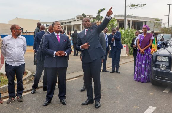 Oligui Nguema et son homologue Denis Sassou Nguesso visitent les grands chantiers de Libreville