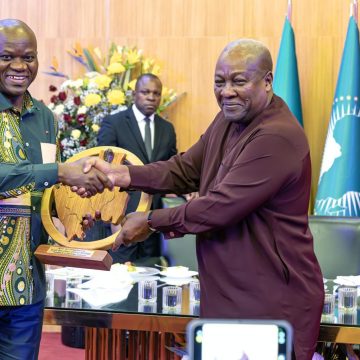 Coopération stratégique : le Chef de l’État invite le Ghana à investir au Gabon