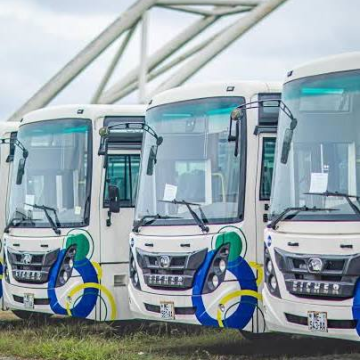 Transformation du transport au Gabon: la CNT issue de la fusion de Trans&rsquo;urb et SOGATRA ouvre une nouvelle ère