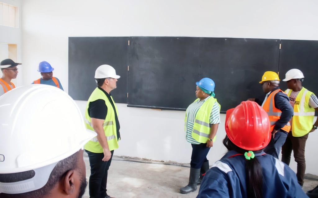 Mise en œuvre de la deuxième phase du PISE : les travaux pour la rentrée scolaire 2026-2027 accélérés au Gabon